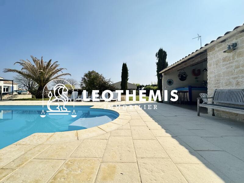 Maison contemporaine - 134 m² - 6 pièces