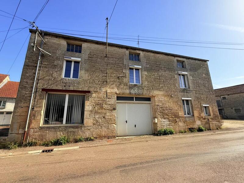 Maison - 137 m² - 5 pièces