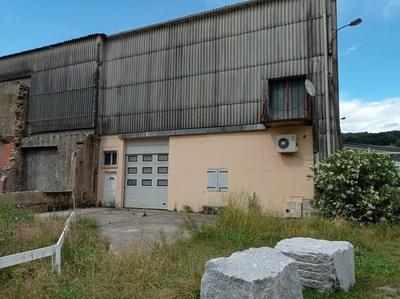 Entrepôt - 950 m² - 7 pièces