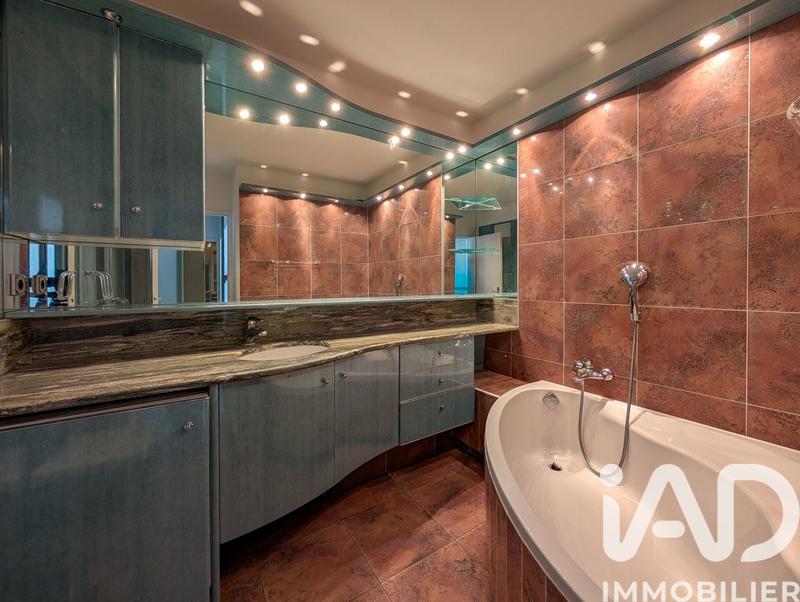 Appartement - 87 m² - 3 pièces