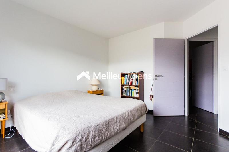 Maison - 94 m² - 5 pièces