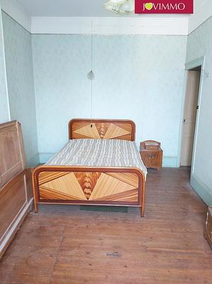 Maison - 163 m² - 10 pièces