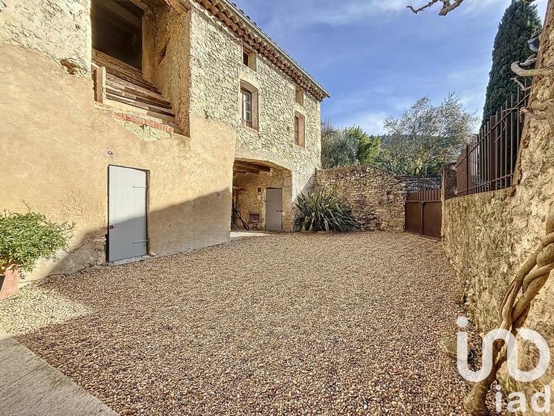 Maison - 220 m² - 8 pièces