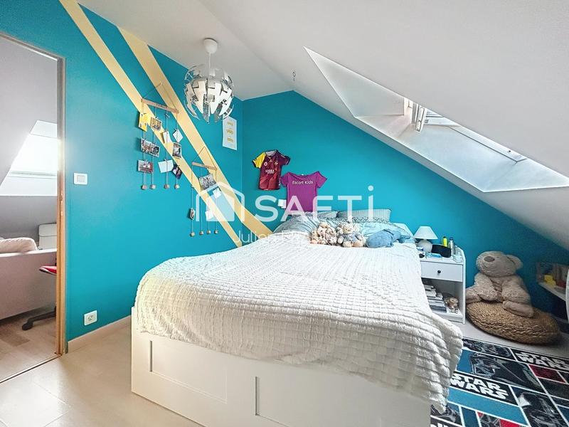 Maison - 266 m² - 11 pièces