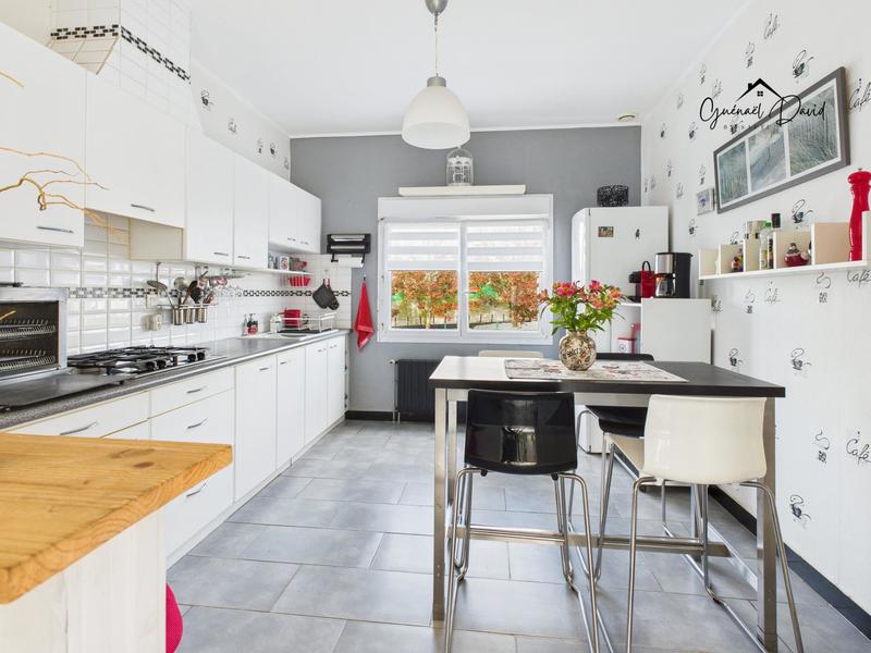 Maison - 82 m² - 5 pièces