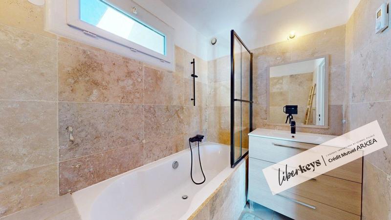 Appartement - 80 m² - 4 pièces