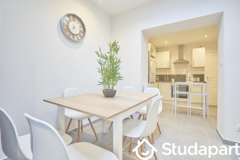 Chambre - 10 m² - 1 pièce