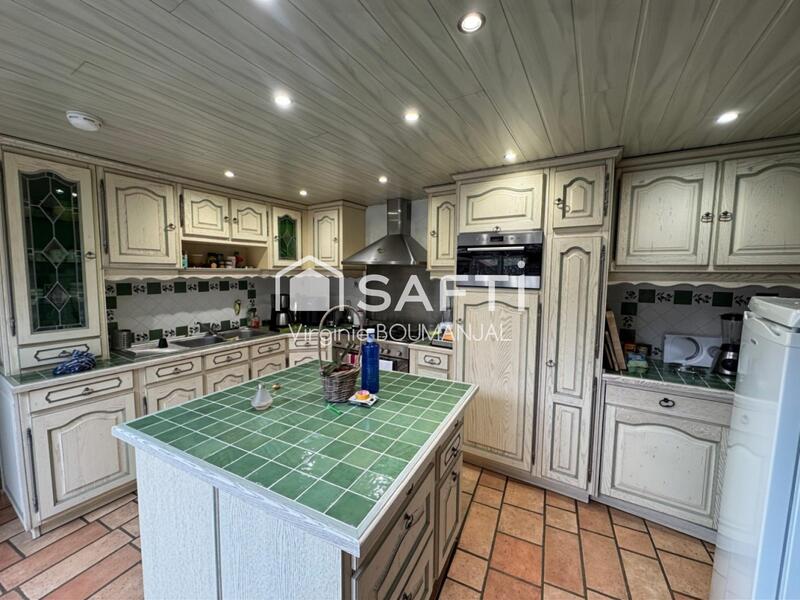 Maison - 145 m² - 5 pièces