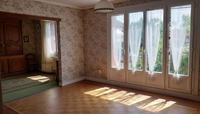 Maison - 153 m² - 8 pièces