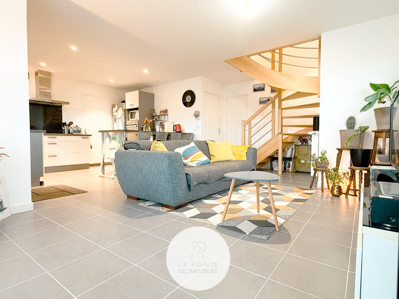 Maison - 80 m² - 4 pièces