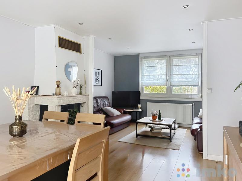 Maison - 93 m² - 5 pièces