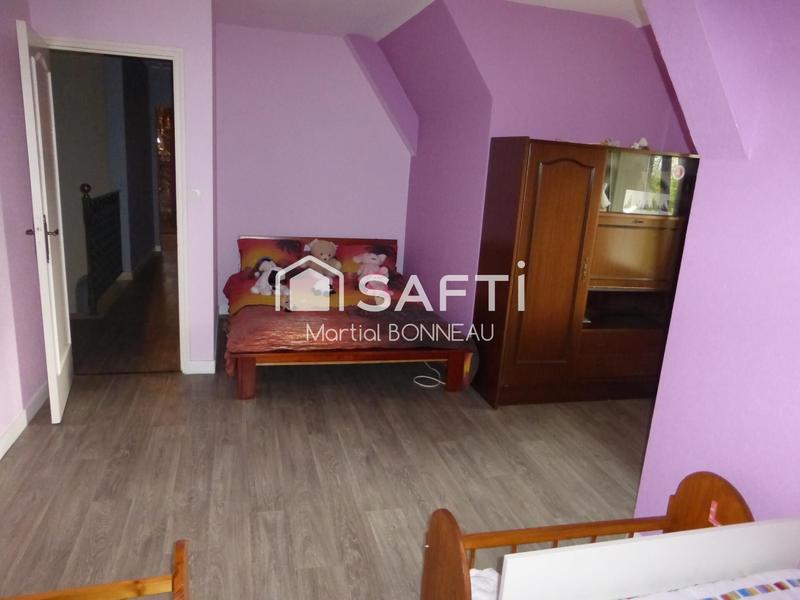 Maison - 200 m² - 7 pièces