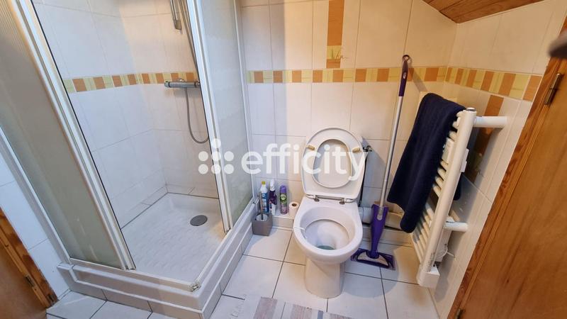 Maison - 200 m² - 10 pièces