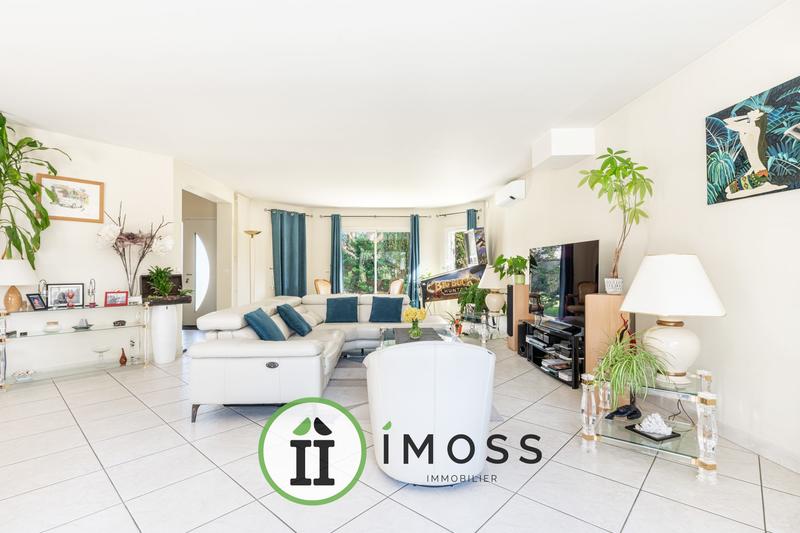 Maison contemporaine - 197 m² - 5 pièces