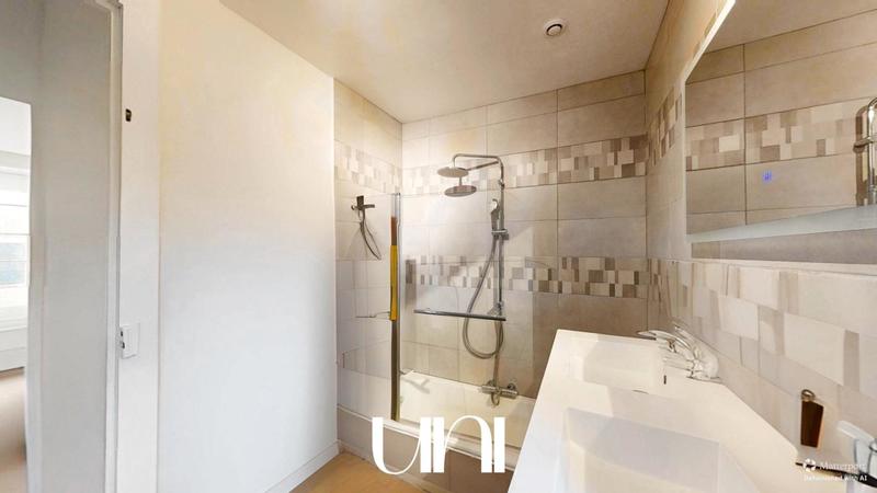 Maison - 184 m² - 7 pièces