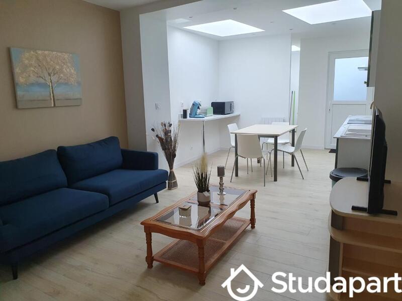 Chambre - 9 m² - 1 pièce