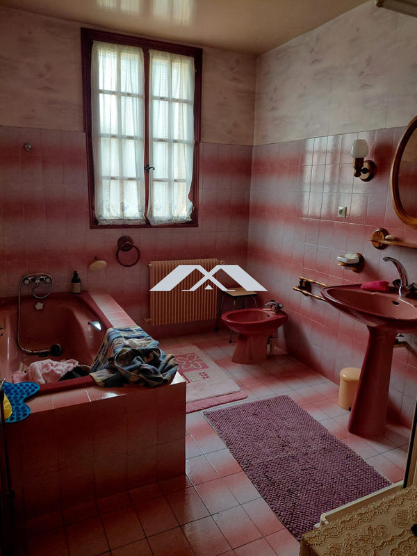 Maison - 104 m² - 4 pièces