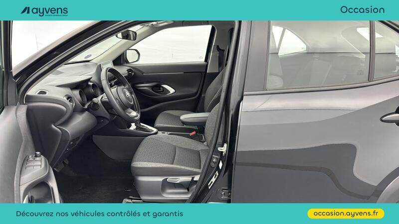 Toyota Yaris Cross 116h Dynamic Business + Programme Beyond Zero Academy