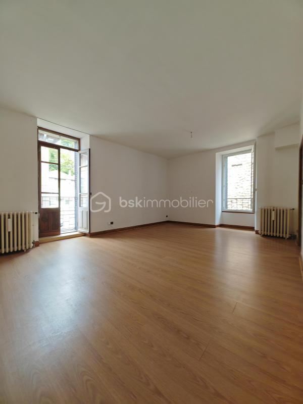 Maison - 153 m² - 5 pièces