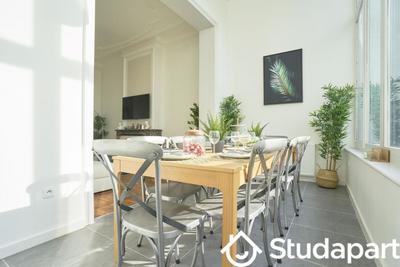 Chambre - 13 m² - 1 pièce