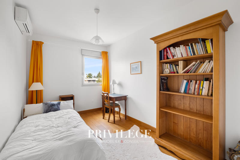 Duplex - 192 m² - 6 pièces