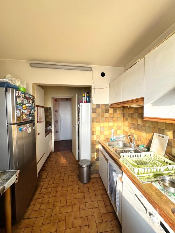 Appartement - 108 m² - 6 pièces