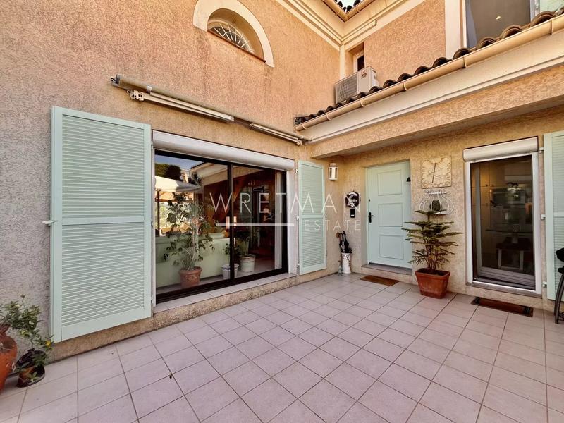 Maison - 121 m² - 5 pièces