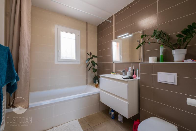 Maison - 112 m² - 4 pièces