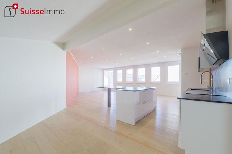 Appartement - 179 m² - 6 pièces