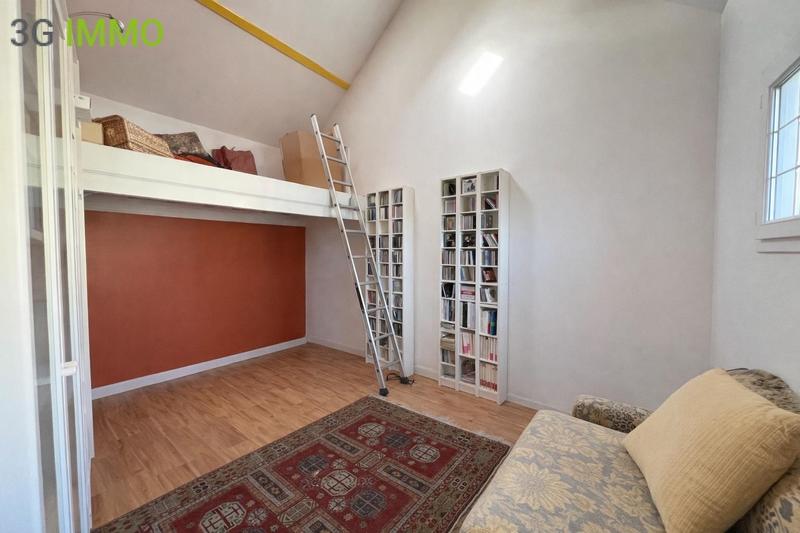 Villa - 236 m² - 12 pièces