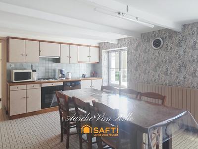 Maison - 97 m² - 5 pièces