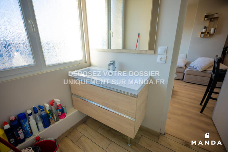 Chambre - 10 m² - 5 pièces