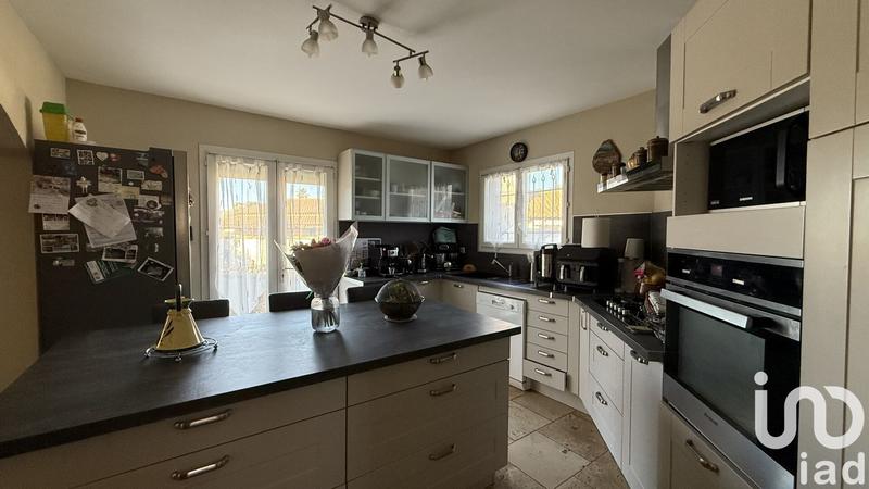 Maison - 140 m² - 5 pièces