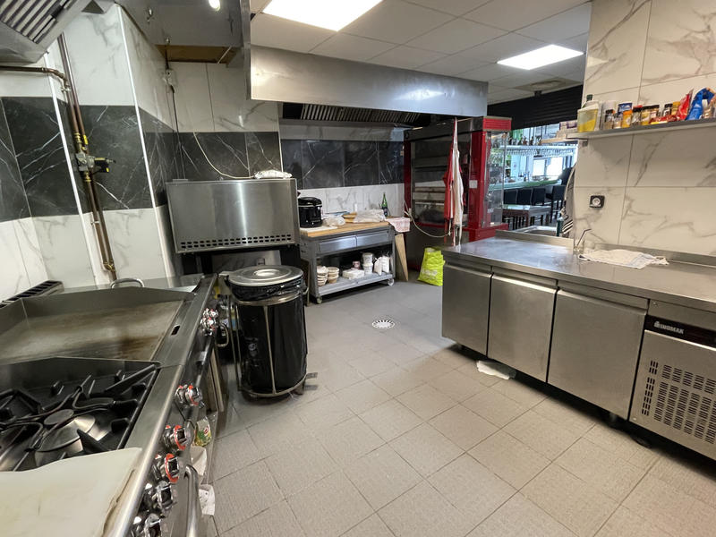 Local commercial - 180 m²