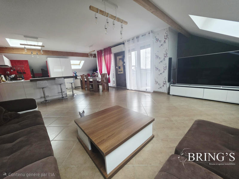 Appartement - 120 m² - 5 pièces