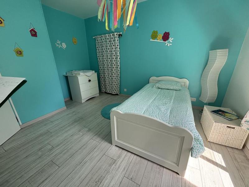 Propriété - 240 m² - 8 pièces