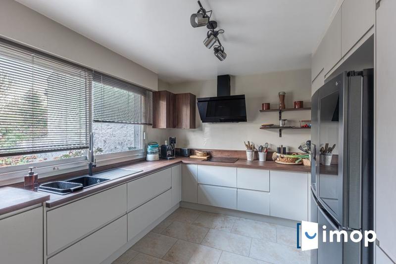 Maison - 161 m² - 6 pièces