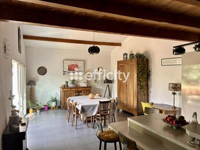 Maison - 105 m² - 5 pièces