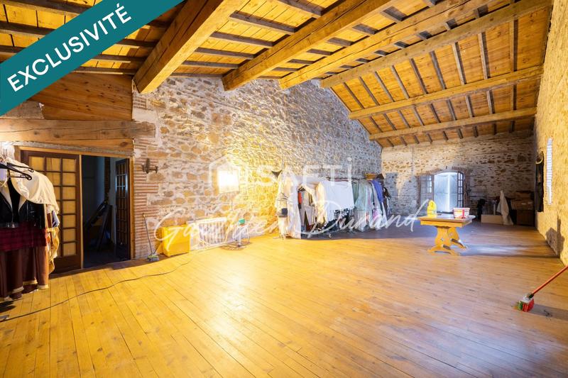 Maison - 420 m² - 10 pièces