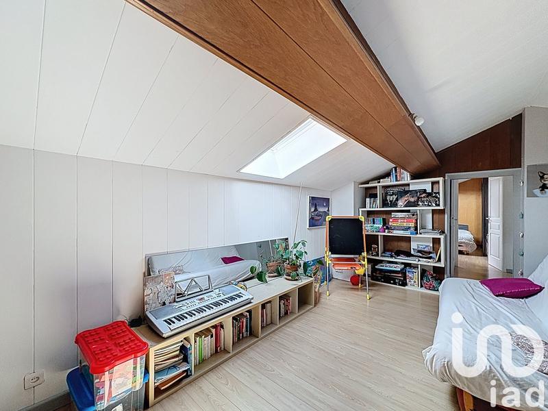 Maison - 181 m² - 5 pièces