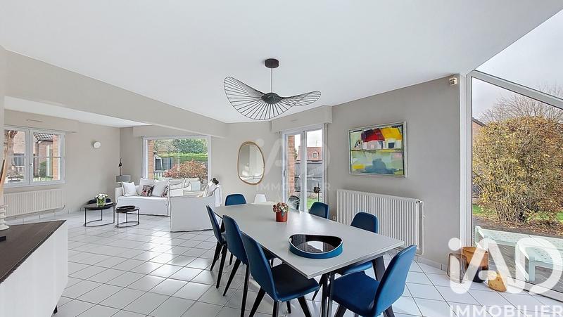 Maison - 160 m² - 7 pièces