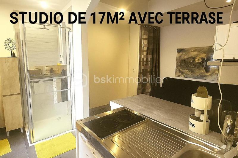 Maison - 270 m² - 11 pièces