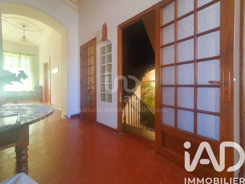 Maison - 288 m² - 11 pièces