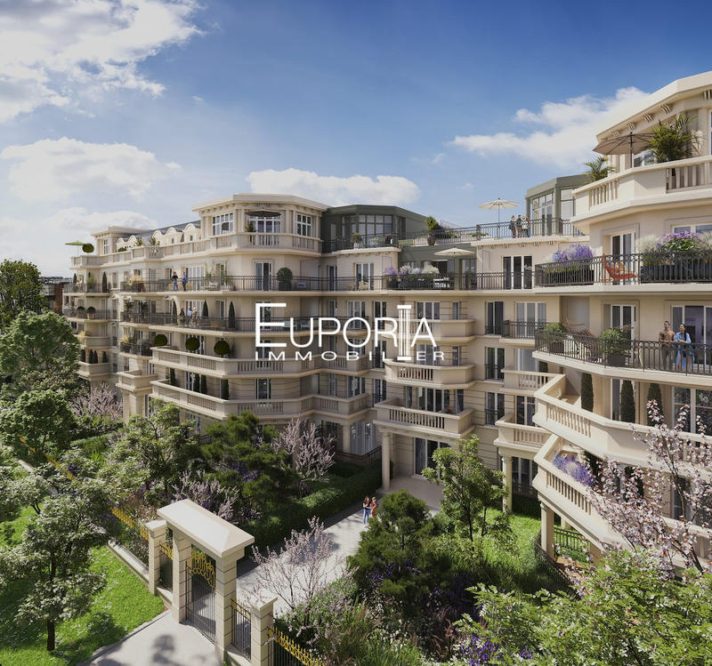 Appartement - 120 m² - 5 pièces