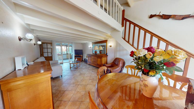 Maison - 103 m² - 5 pièces