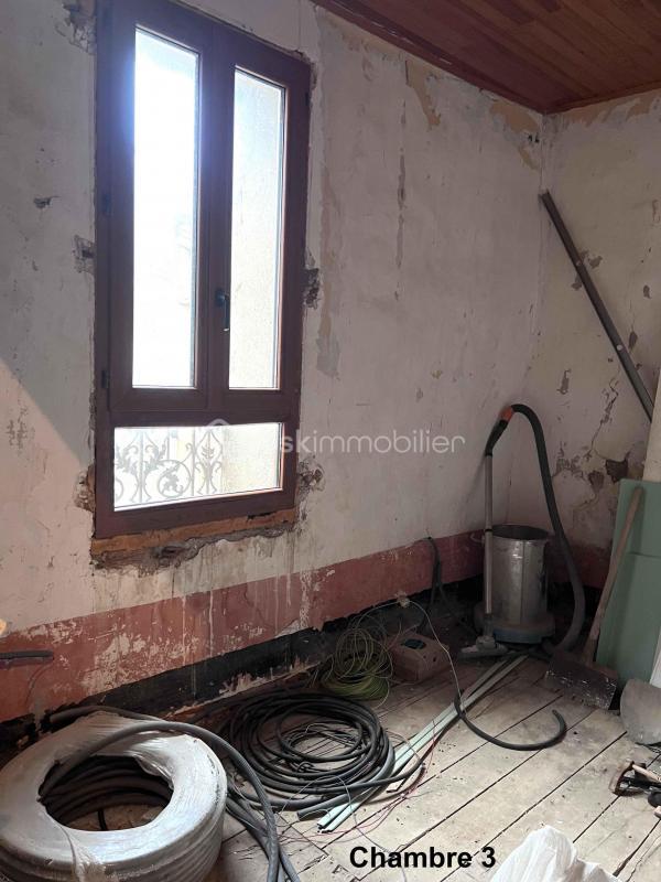 Maison en pierre - 144 m² - 6 pièces