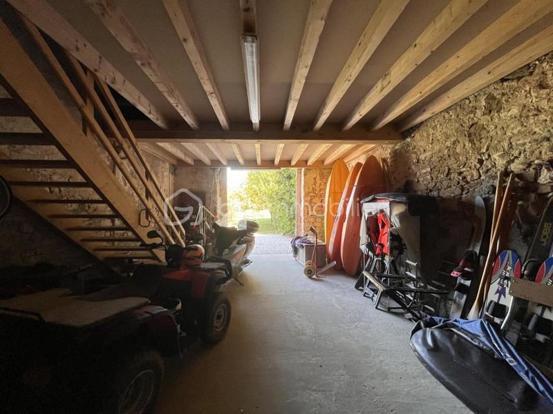 Maison en pierre - 280 m² - 9 pièces