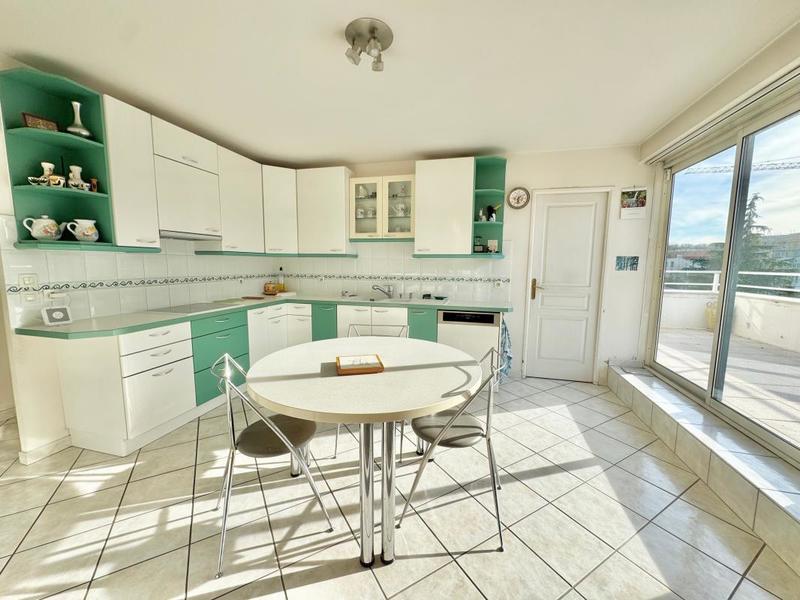 Duplex - 164 m² - 4 pièces