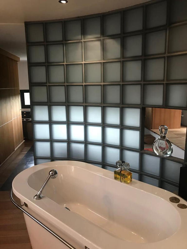 Villa - 211 m² - 7 pièces