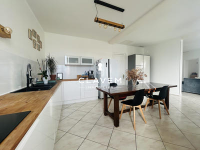 Maison - 175 m² - 6 pièces